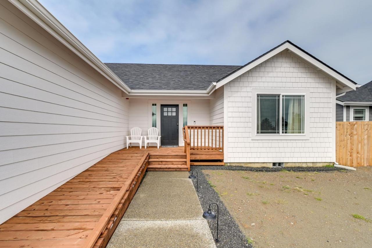 Ocean Shores Home With Game Room - Walk To Beaches! Exterior photo